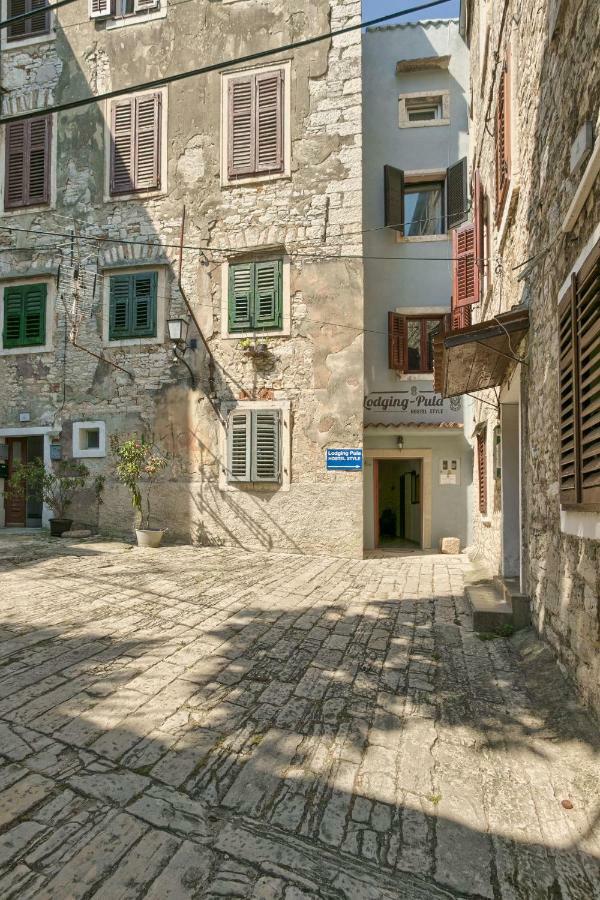 Old Town Apartments In City Center PUY 외부 사진